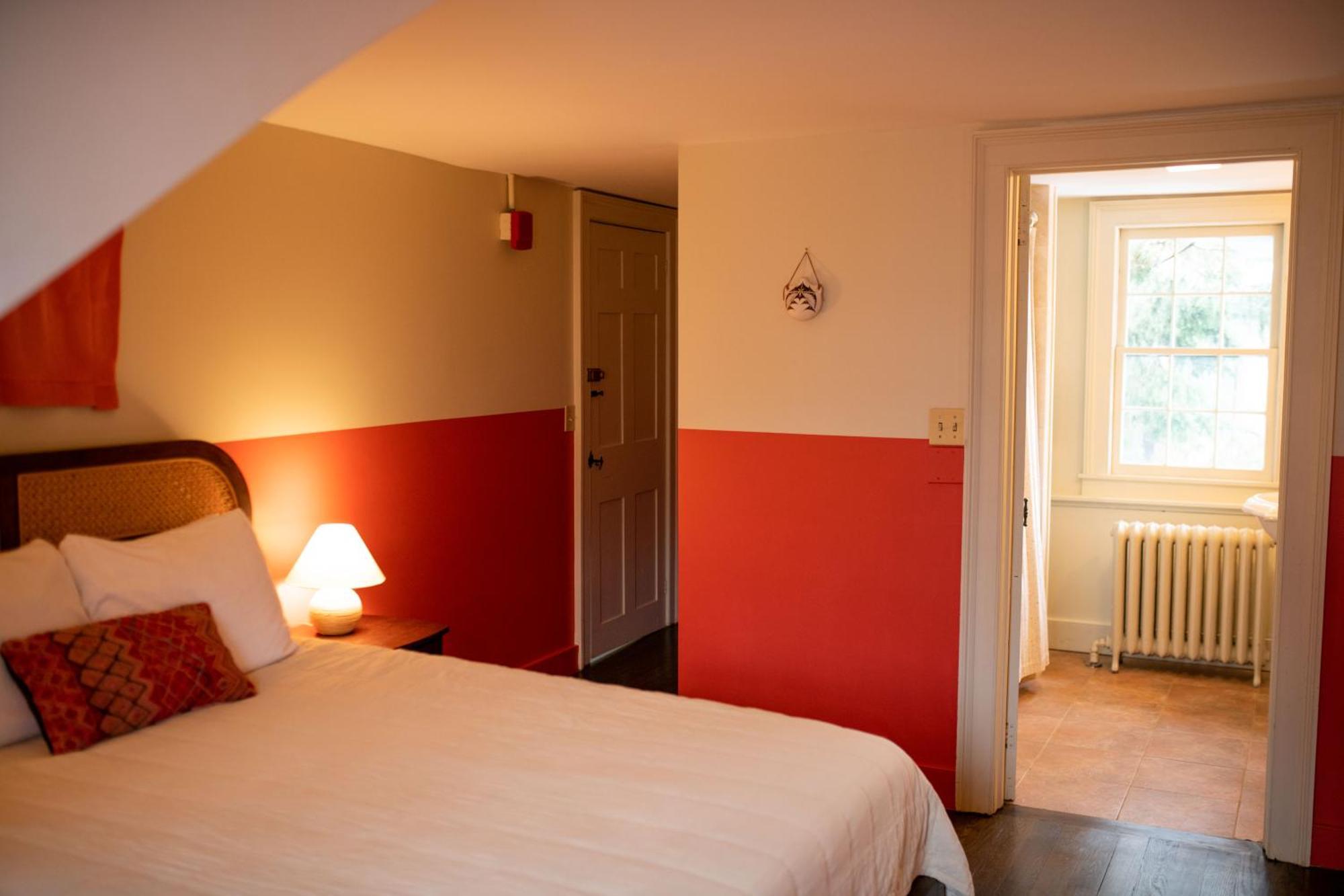 The Vesper Woodstock Bed & Breakfast Стая снимка