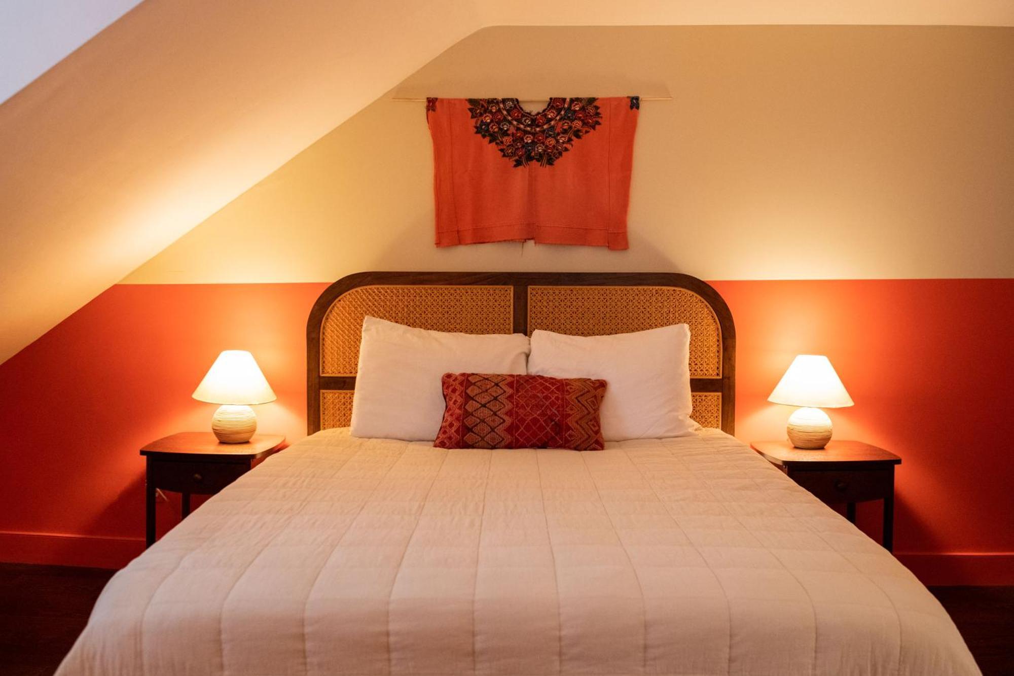 The Vesper Woodstock Bed & Breakfast Стая снимка