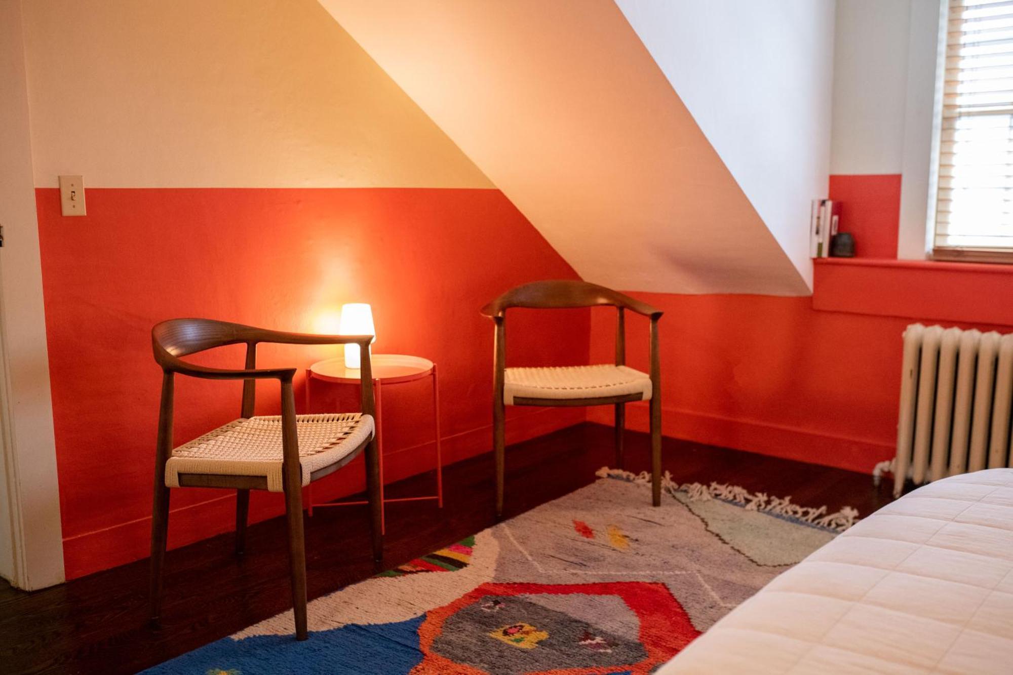 The Vesper Woodstock Bed & Breakfast Стая снимка